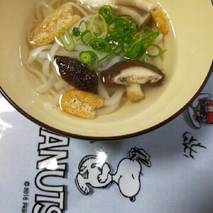 しめじと椎茸油揚げのうどん